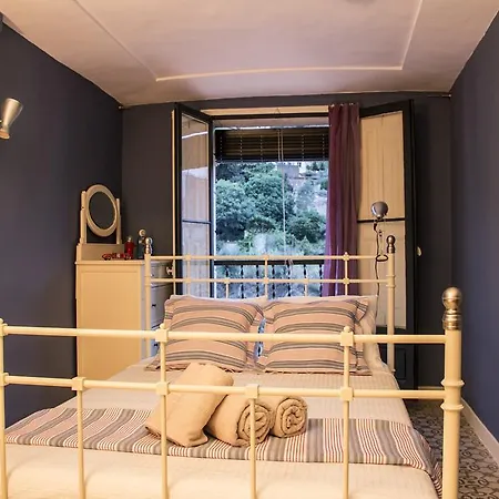 Bed & Breakfast Caldescans 3*